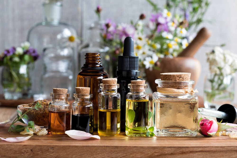 Essential oils for skin tags